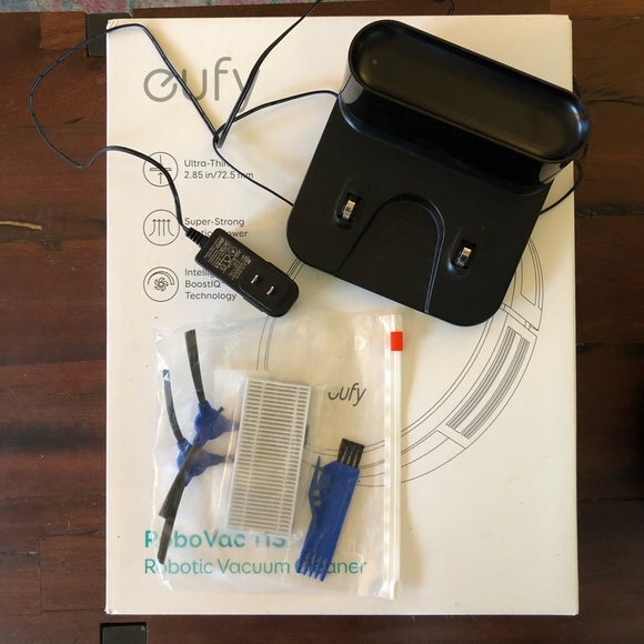 Eufy BoostIQ Robovac 11S (slim) - Picture 3 of 11